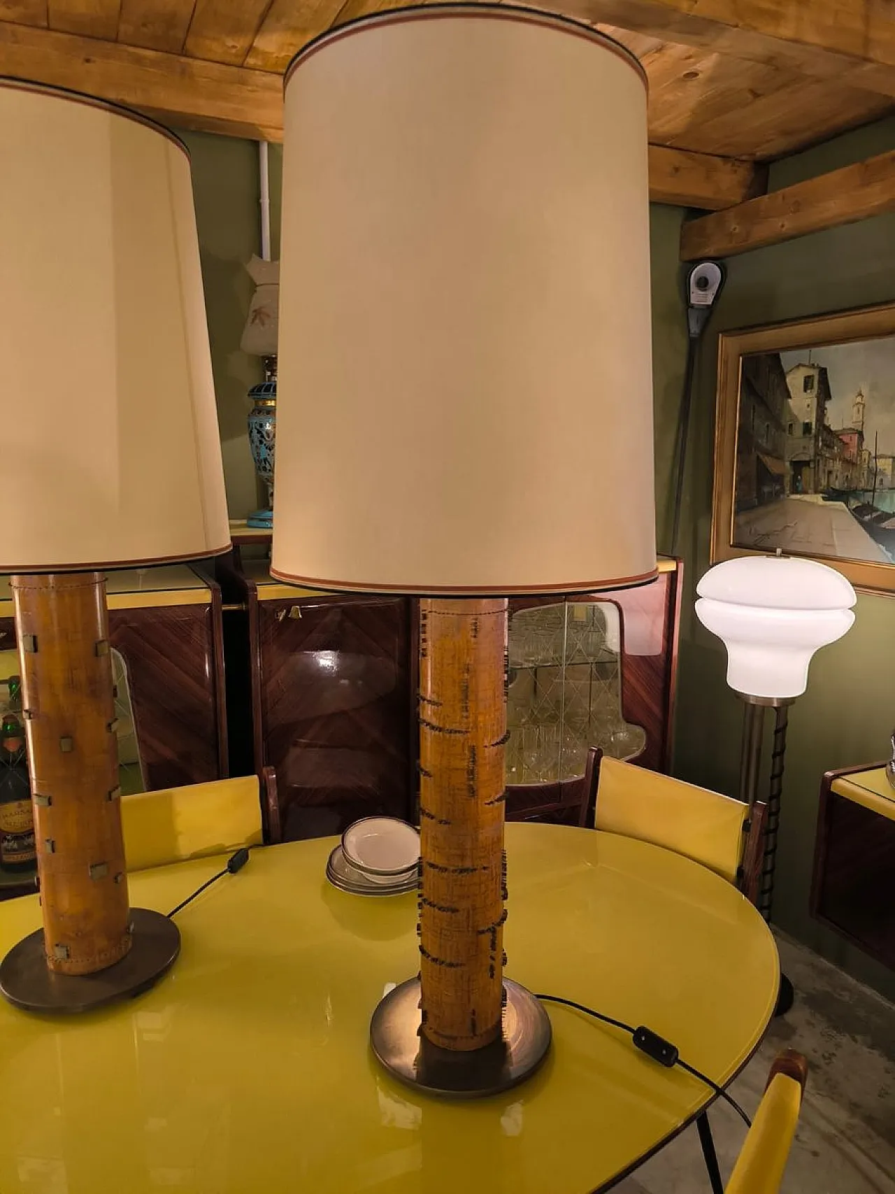 Coppia di lampade Obelisk con inserti in ottone e paralume, anni '70 24