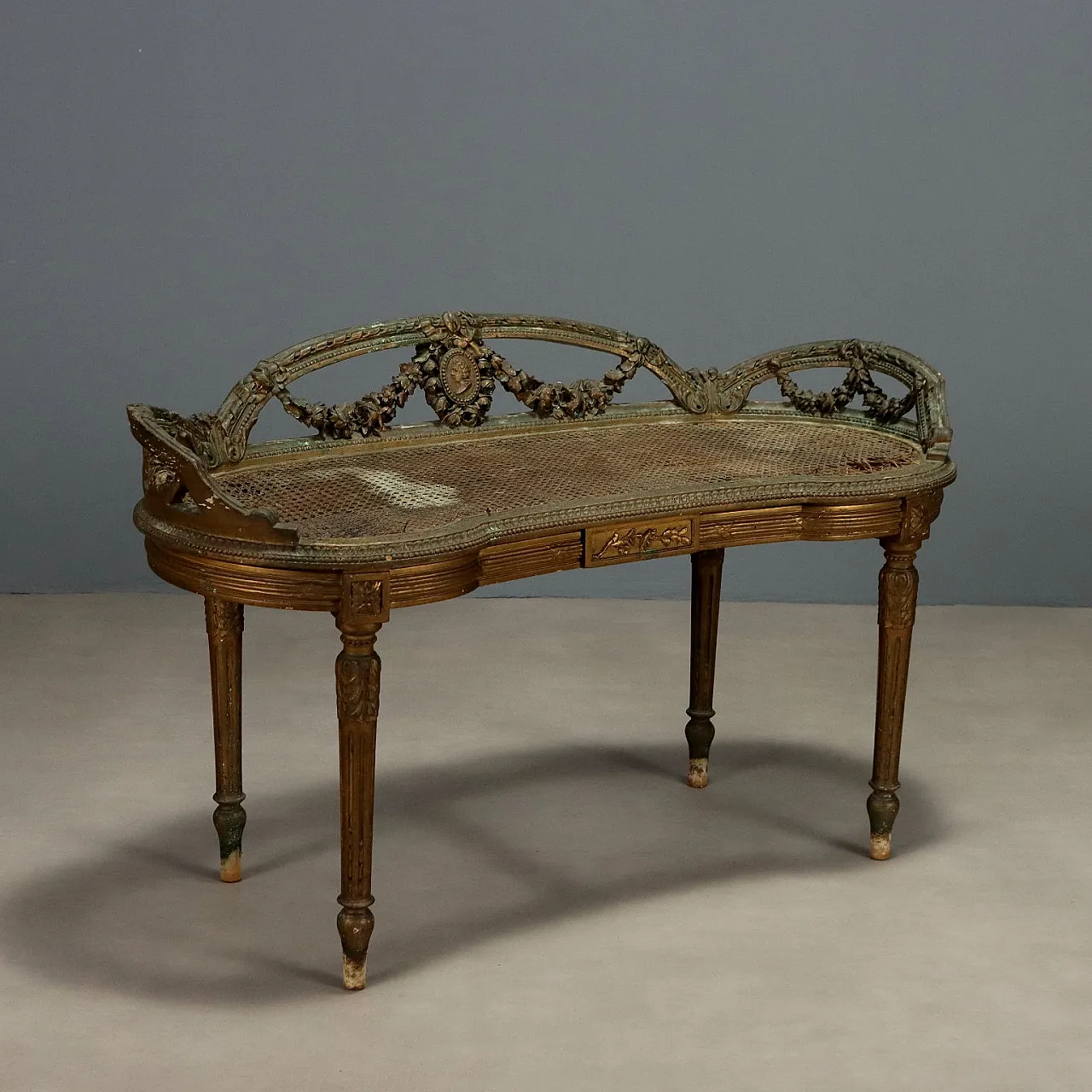 Carved and gilded wooden bench, late 19th century 1