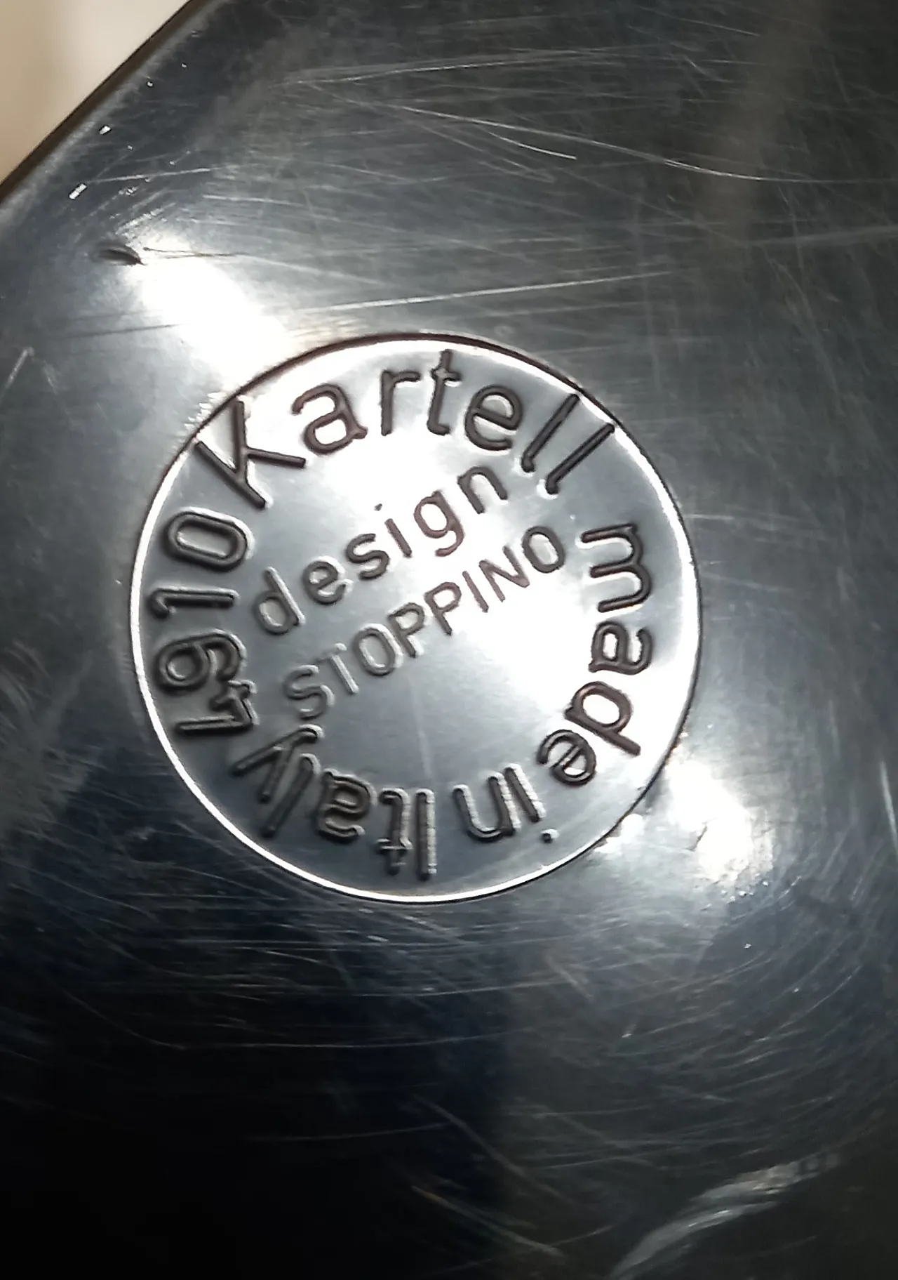 Coppia di fermalibri Kartell 4910 neri 4