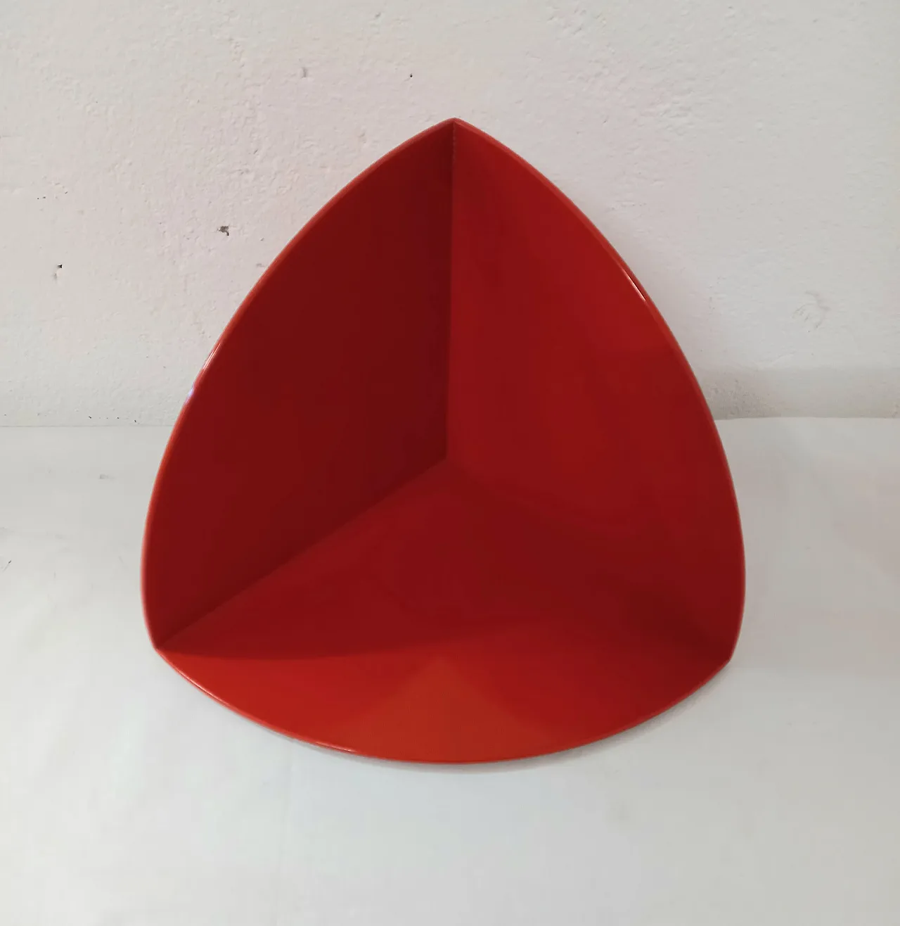 Pair of red Kartell 4910 bookends 1