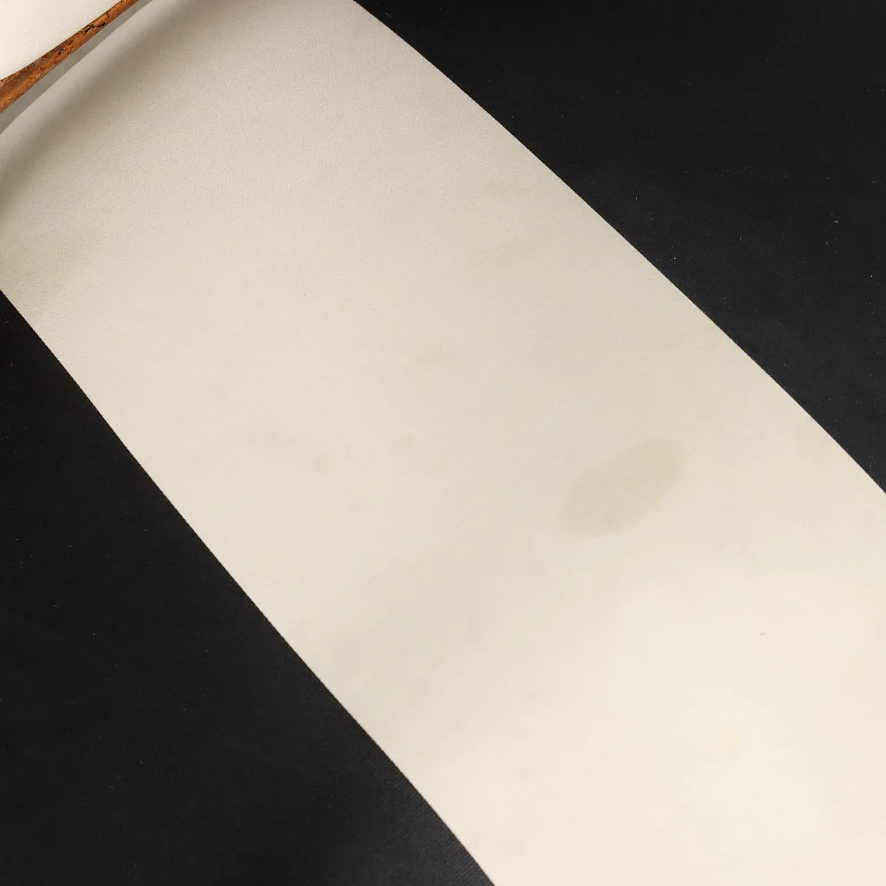 Divano in stile Barocchetto rivestito in tessuto a righe, '900 9