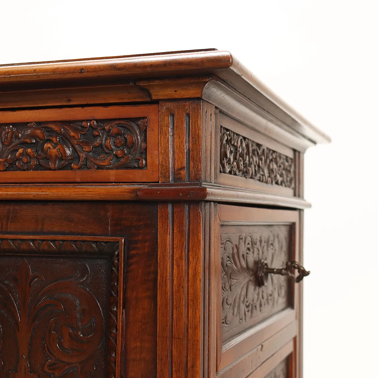 Tudor-style carved walnut writing desk, 19th century 6