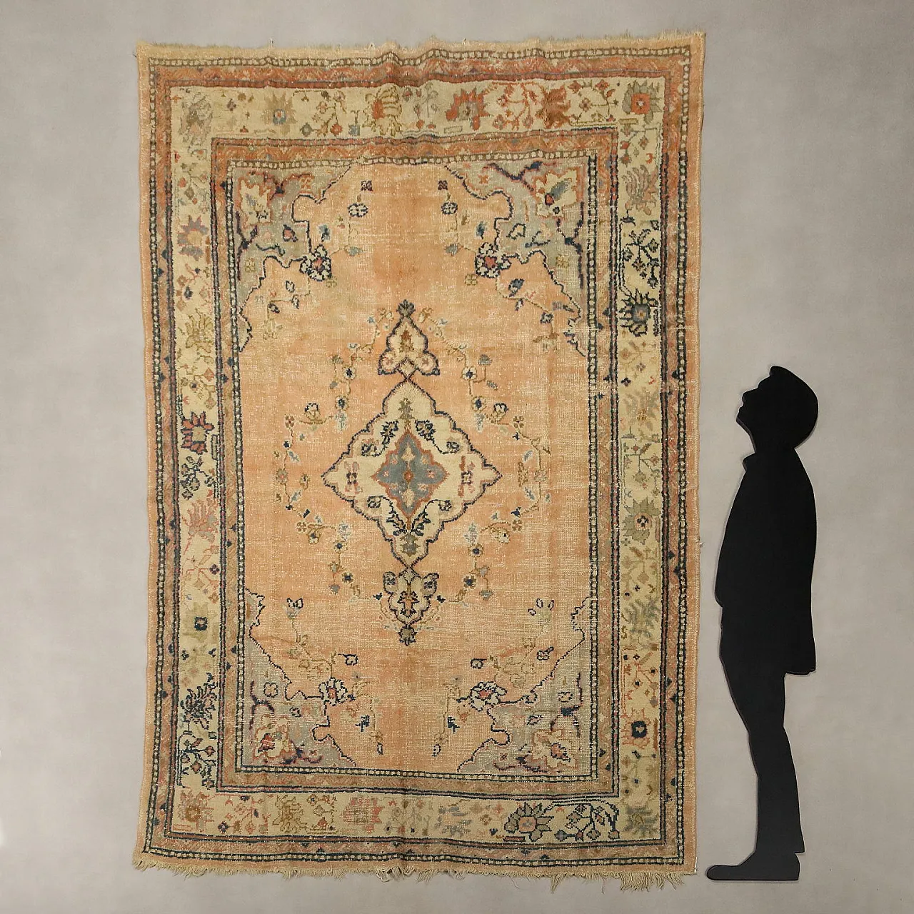 Tappeto Ushak in cotone e lana, nodo grosso, realizzato a mano, '900 2