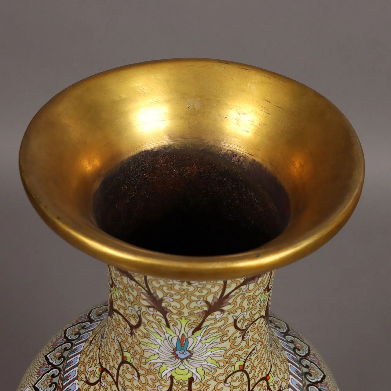 Pair of large baluster vases, 20th century 4