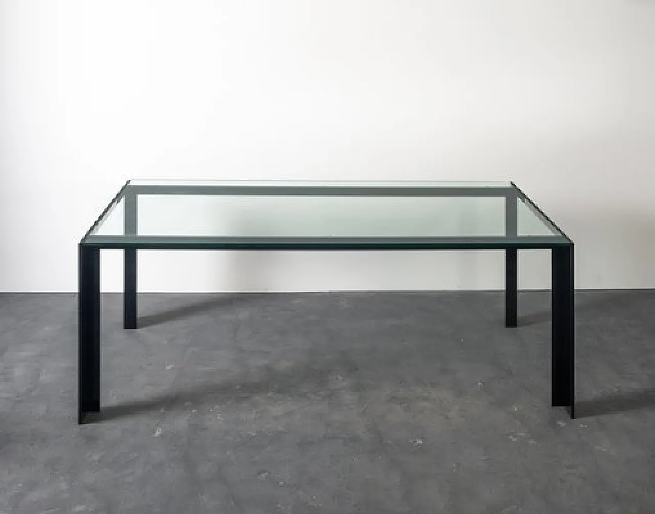Tavolo in ferro con piano in cristallo, anni '70 12