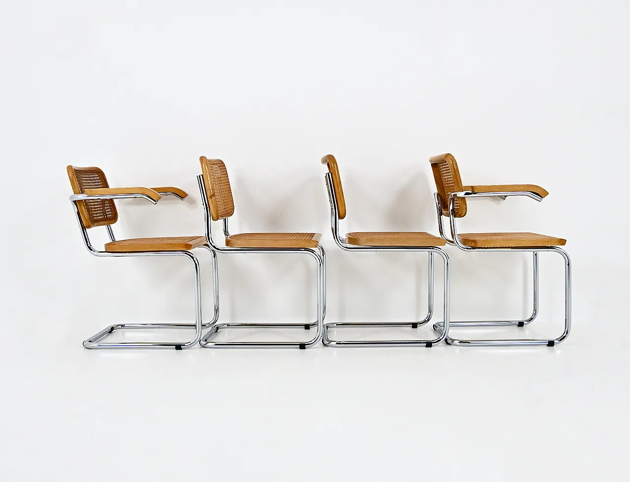 4 Sedie da pranzo stile B32 di Marcel Breuer, anni '80 4