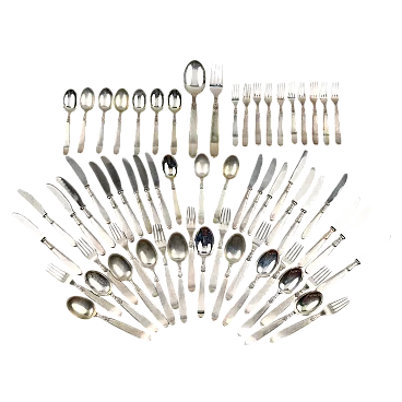 Servizio di posate in argento inciso, '900