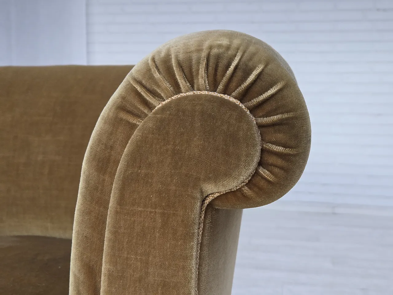 Poltrona relax danese velluto verde chiaro, legno di quercia, anni '60 3