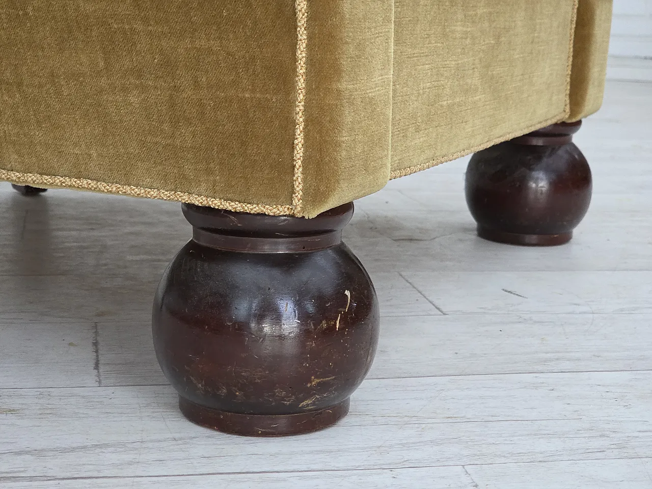 Poltrona relax danese velluto verde chiaro, legno di quercia, anni '60 6