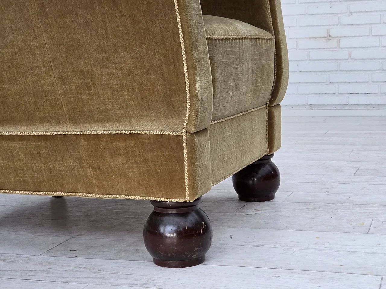 Poltrona relax danese velluto verde chiaro, legno di quercia, anni '60 9