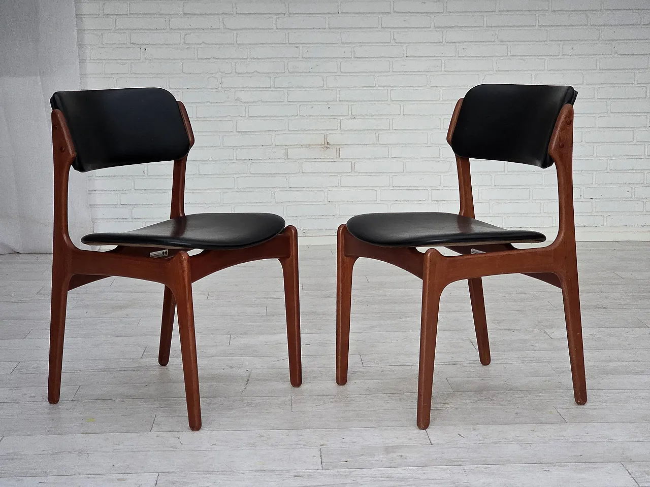 Pair of chairs by Erik Buch, model 49, teak wood, 1960s 15