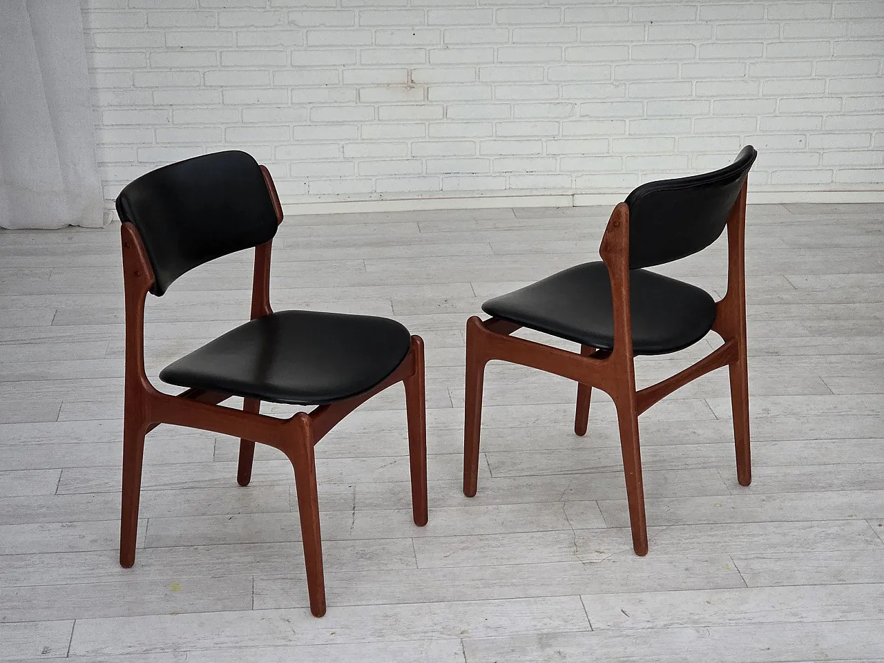 Pair of chairs by Erik Buch, model 49, teak wood, 1960s 17