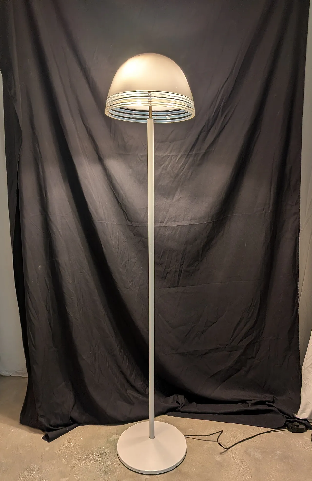 Leucos floor lamp in glass and metal, Italy, 1970s 14
