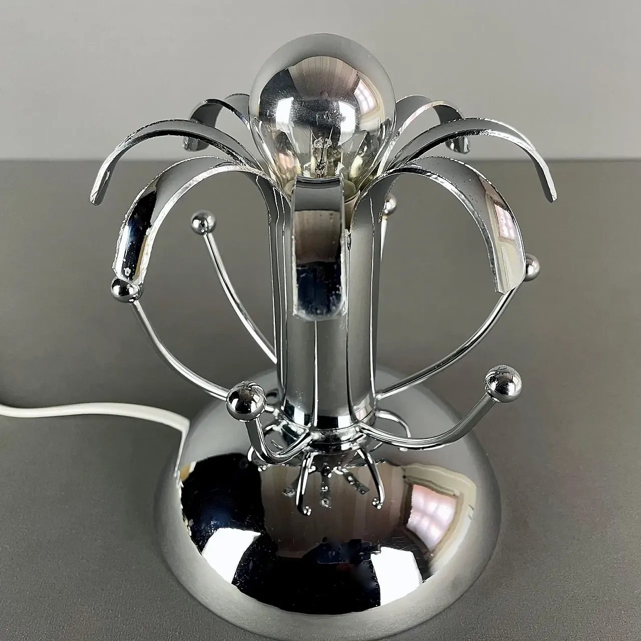 Pair of chrome table lamps, 1970s 4