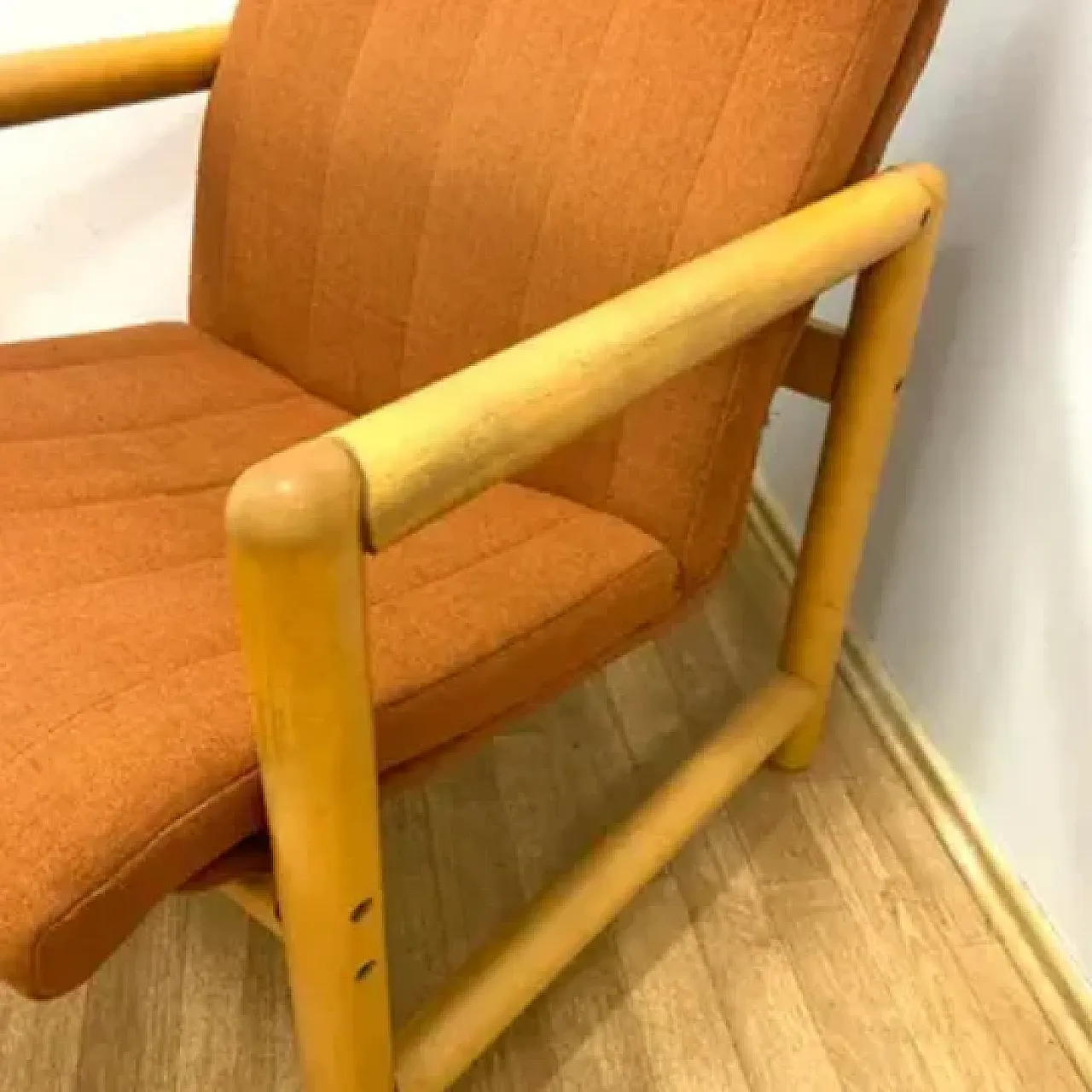 Coppia di poltrone TON con pouf, anni '70 5