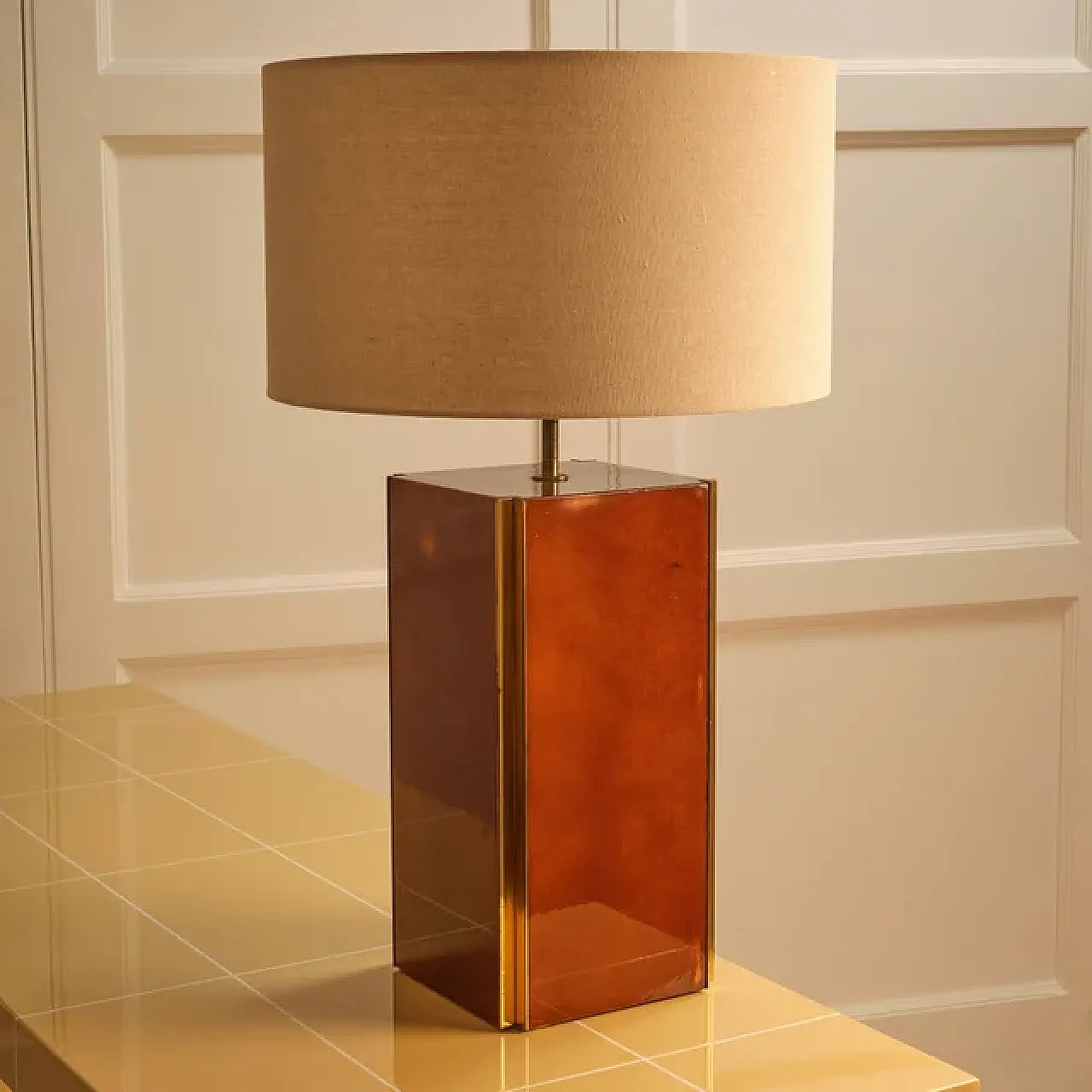 Pair of table lamps by Aldo Tura, 1970s 4