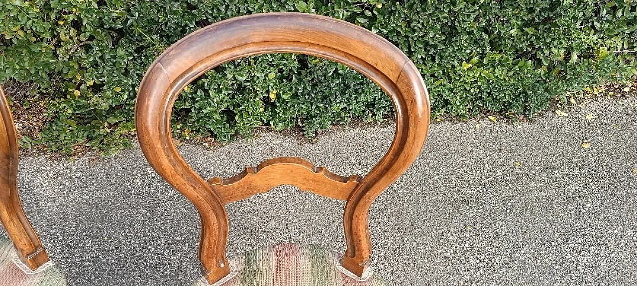 4 Sedie in noce, metà '800 5