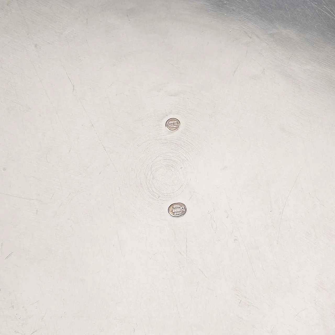 Ciotola per legumi in argento 830 sbalzato, scanalato e cesellato,'900 8