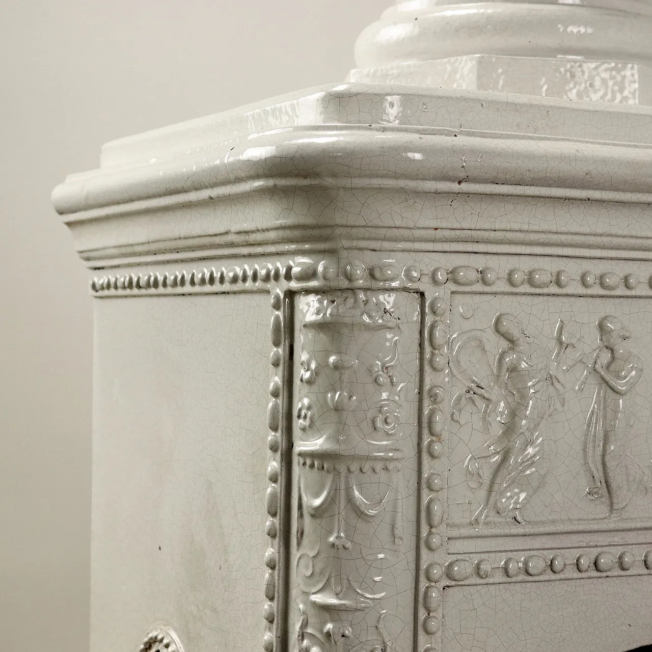 White Neoclassical style ceramic stove fireplace, 20th Century 8