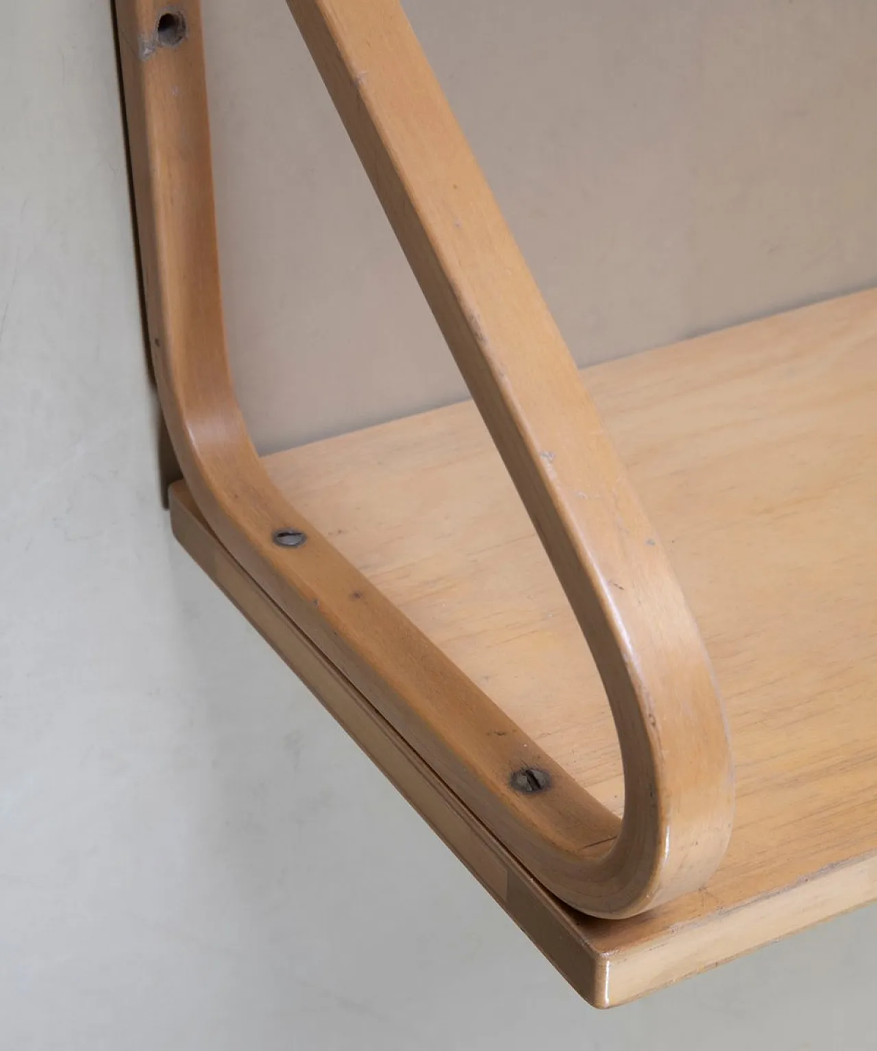 4 Mensole modello 112B attribuite ad Alvar Aalto per Artek, anni '60 2