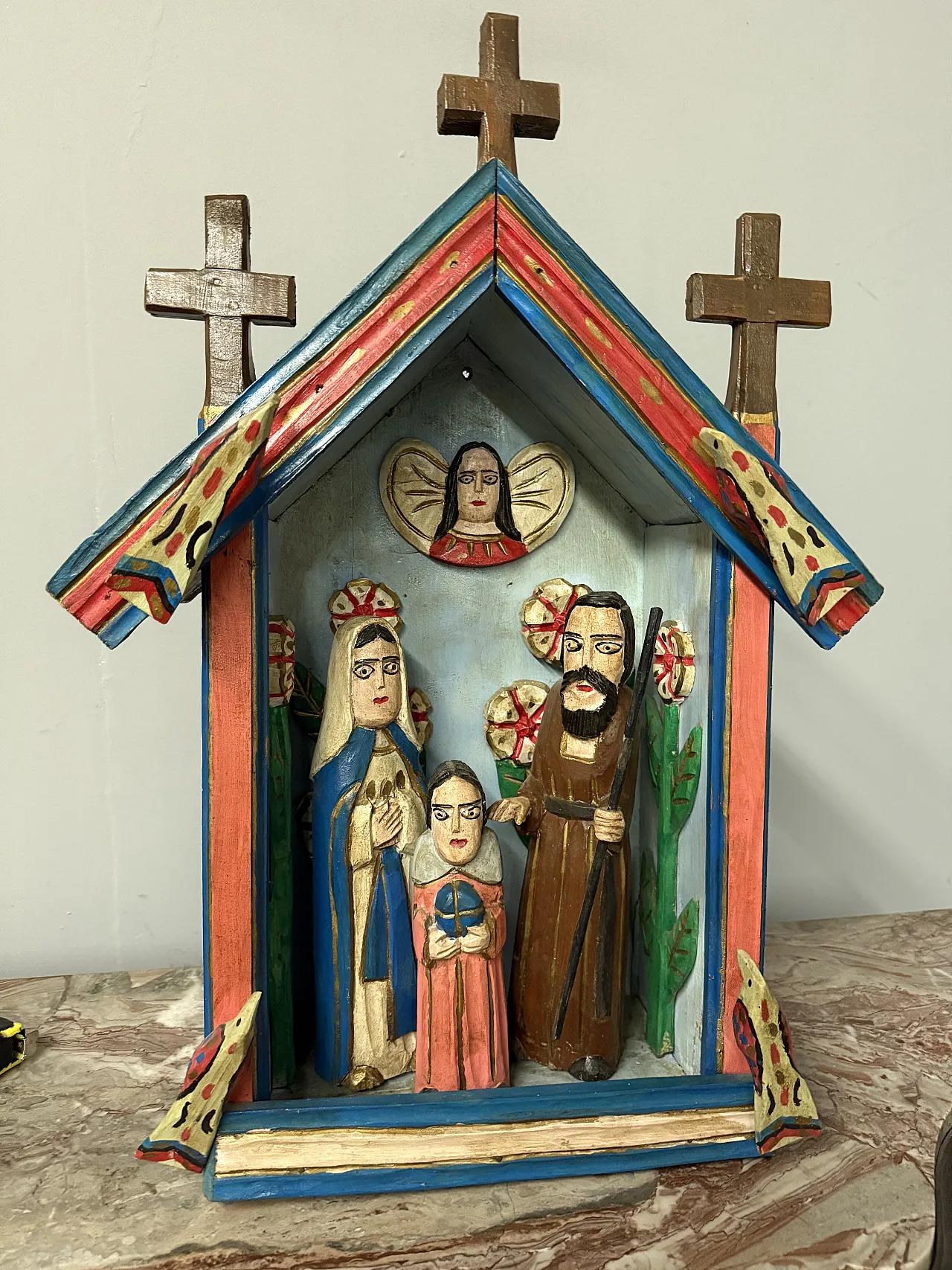 Wood sculpture and hut with Nativity, 20th century 1