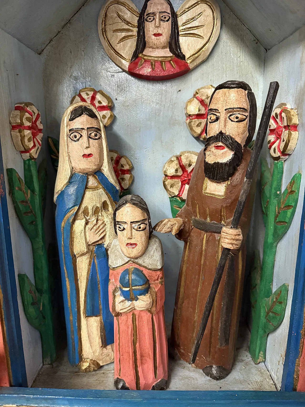 Wood sculpture and hut with Nativity, 20th century 4