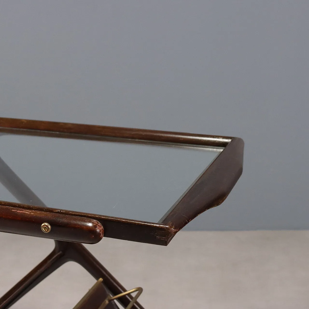 Carrello da cucina in faggio tinto, piano in vetro e ruote, '900 4