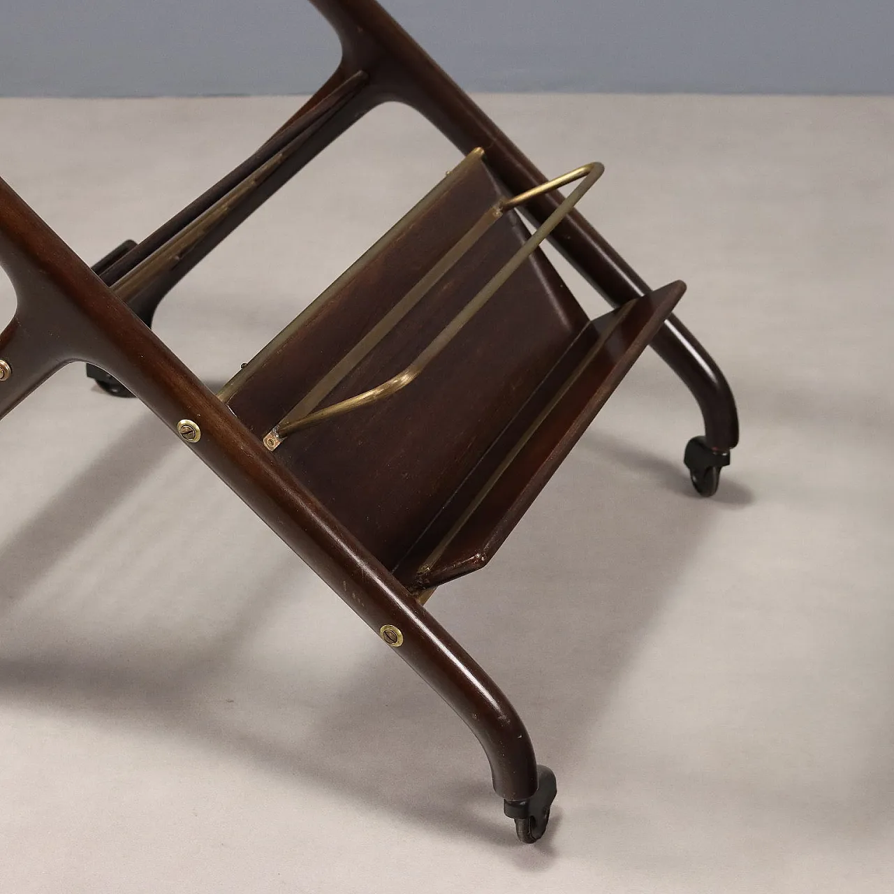 Carrello da cucina in faggio tinto, piano in vetro e ruote, '900 5