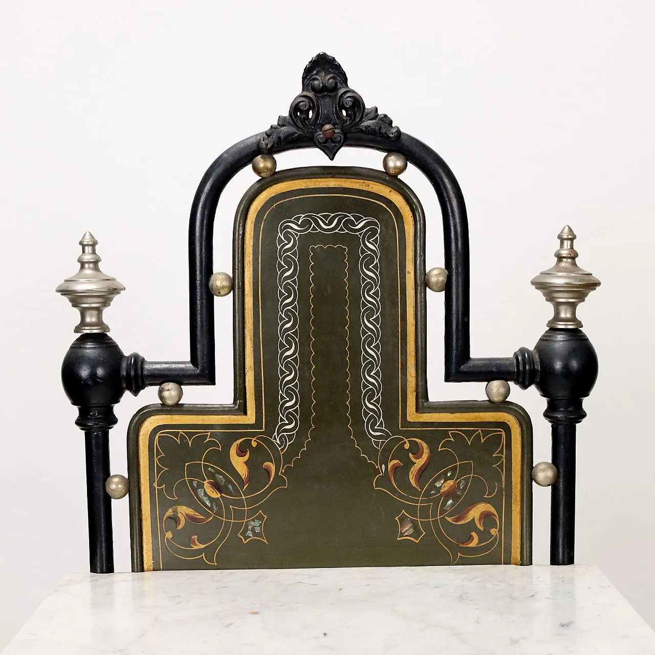 Comodino Umbertino in metallo, marmo e peltro, fine '800 6