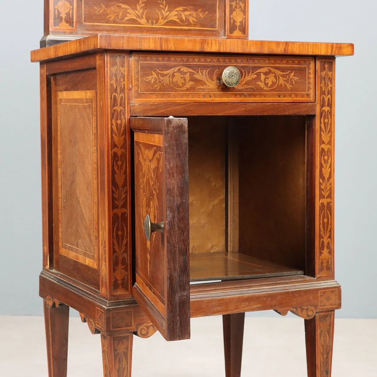 Comodino in faggio impiallacciato e mogano, primo '900 5