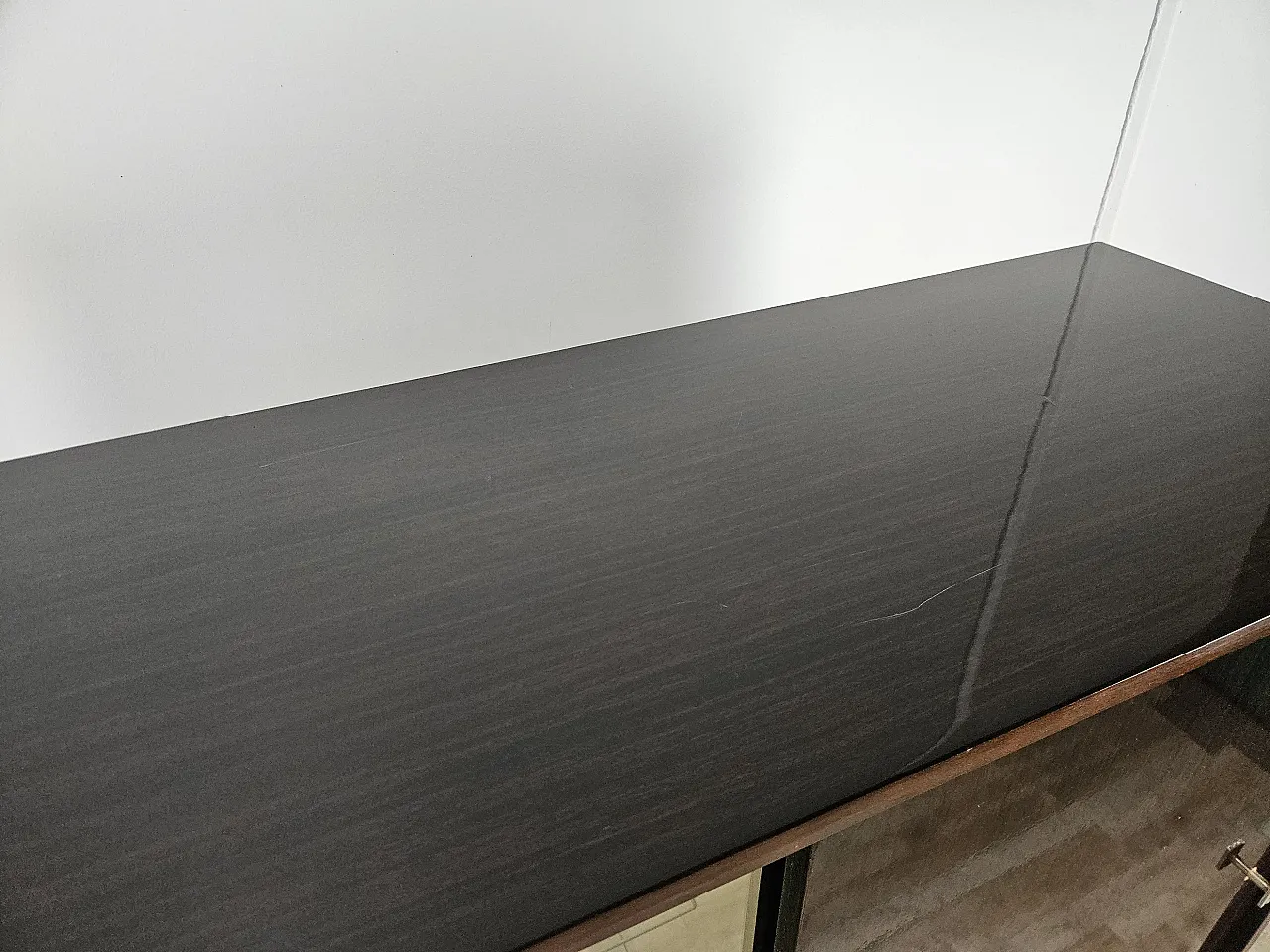 Vetrina in lamina di palissandro, anni '50 4