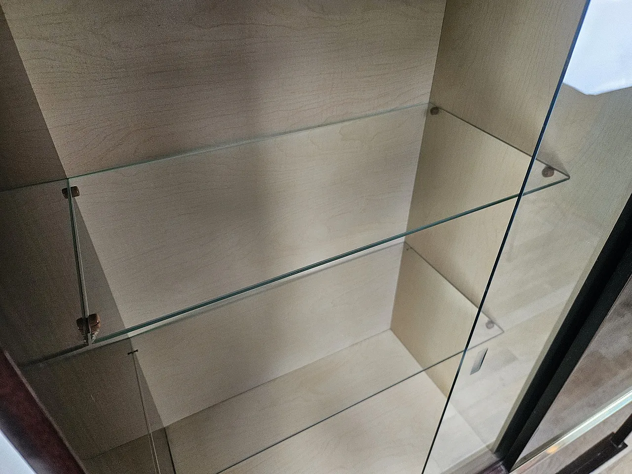 Vetrina in lamina di palissandro, anni '50 10