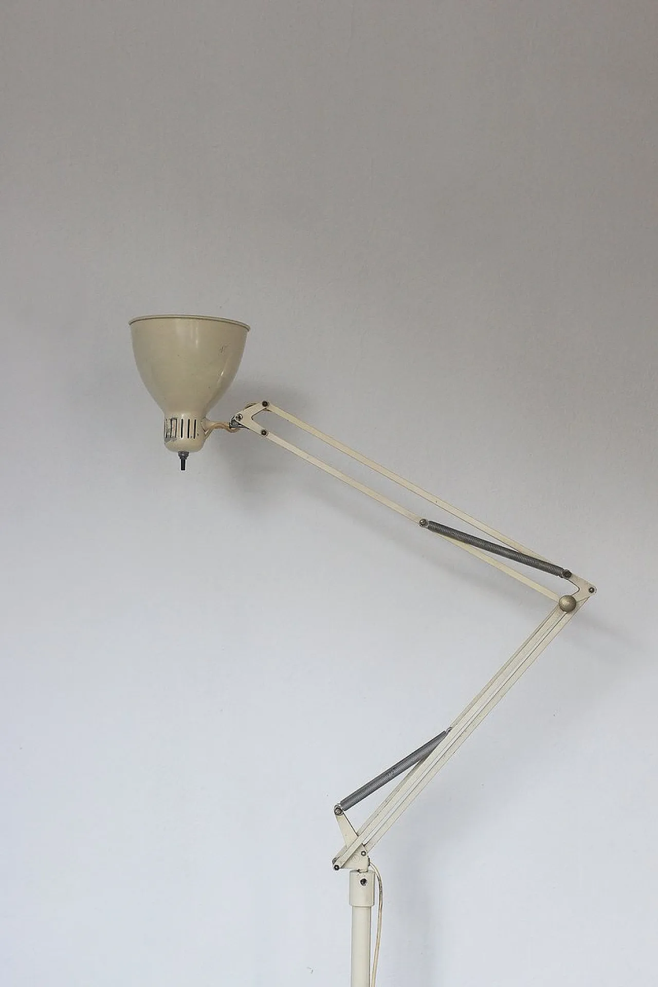Medical loft lamp by LANZONI Bologna, 1960s 9