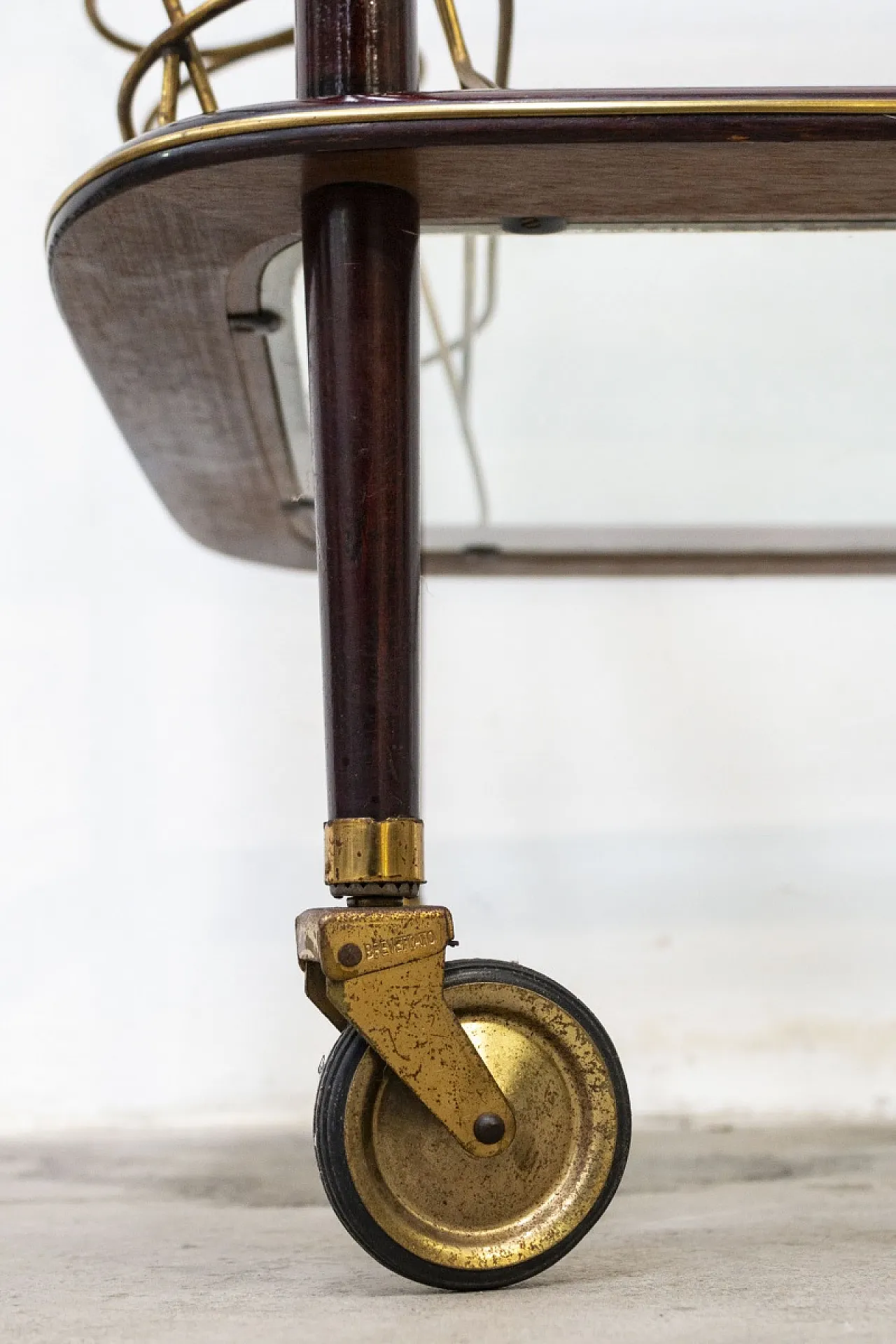 Carrello Bar in Legno laccato e Ottone, anni ’50 7