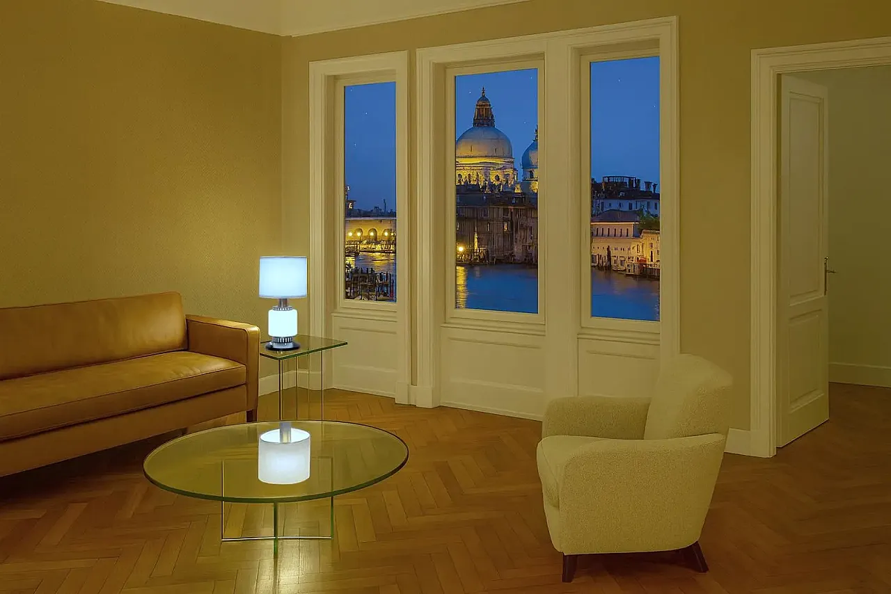 Table lamp in opal glass and brass, 20th century 4