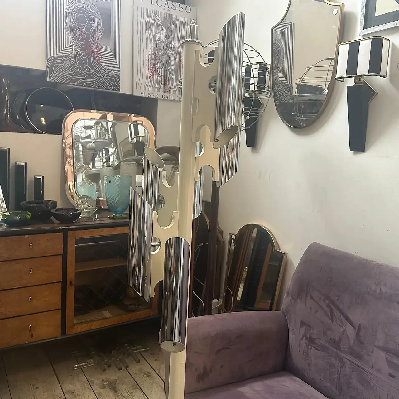 Chromed metal and white wood floor lamp, 1970s 4