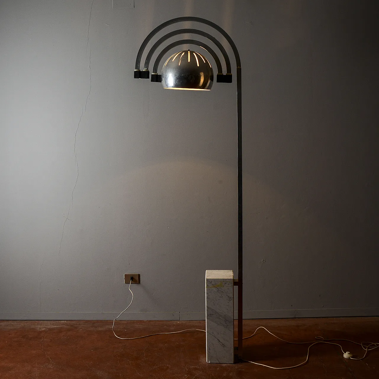 Reggiani Space Age style arch lamp, late 20th century 6