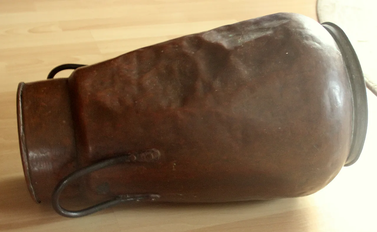 Hammered copper umbrella stand with metal handles, 70s 8