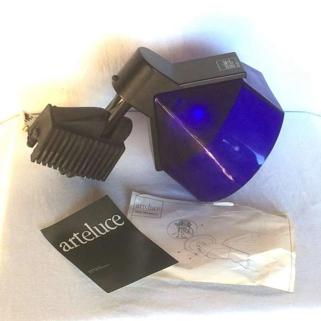 Lampada Monkey di P.King & S.Miranda per ARTELUCE, anni '80 1