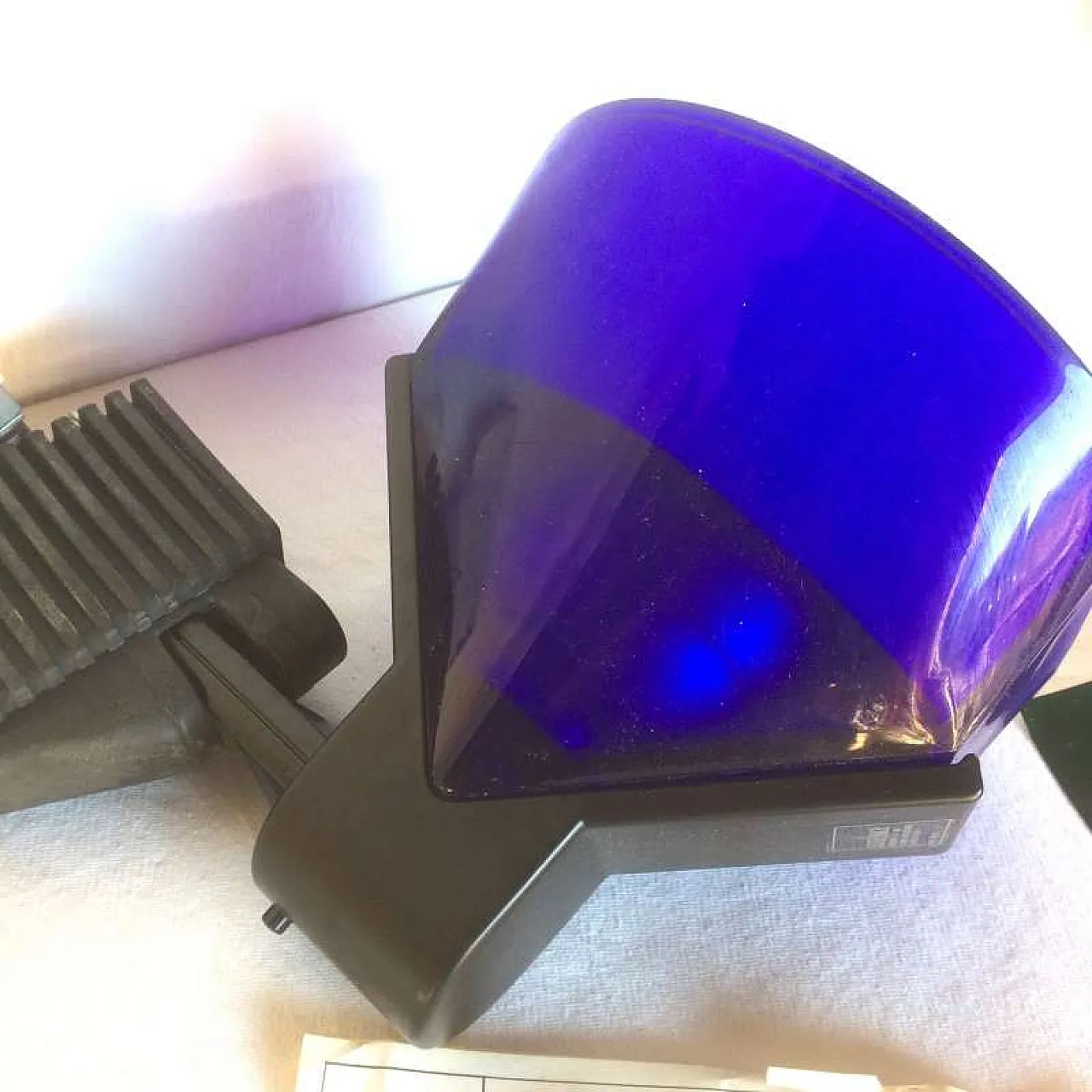 Lampada Monkey di P.King & S.Miranda per ARTELUCE, anni '80 2