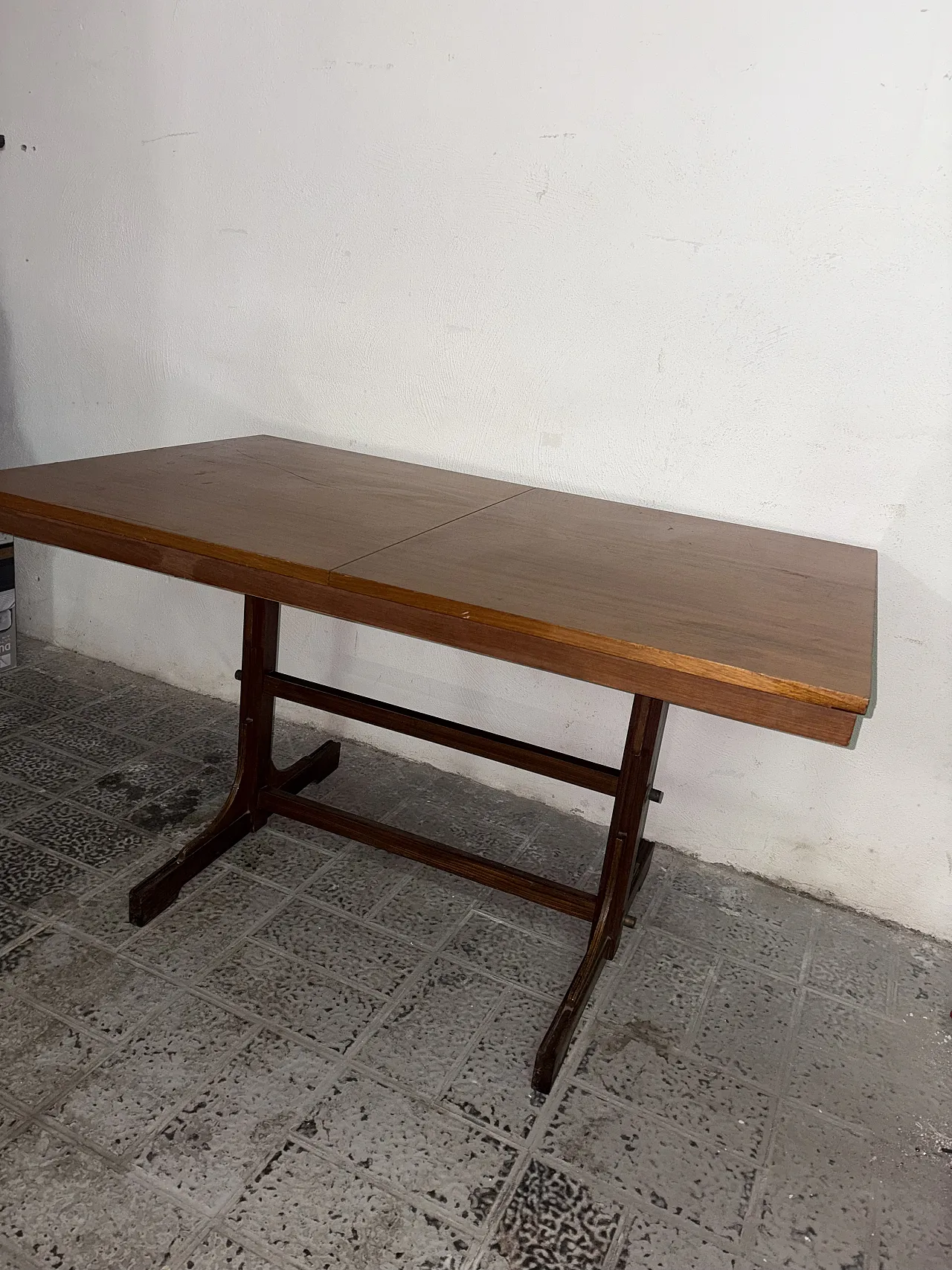 Table and chairs by Guido Faleschini, 70s 15