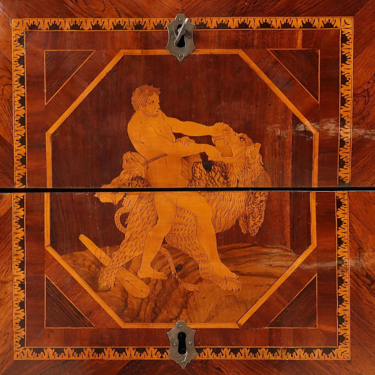 Cassettone neoclassico in noce, fine '700 8