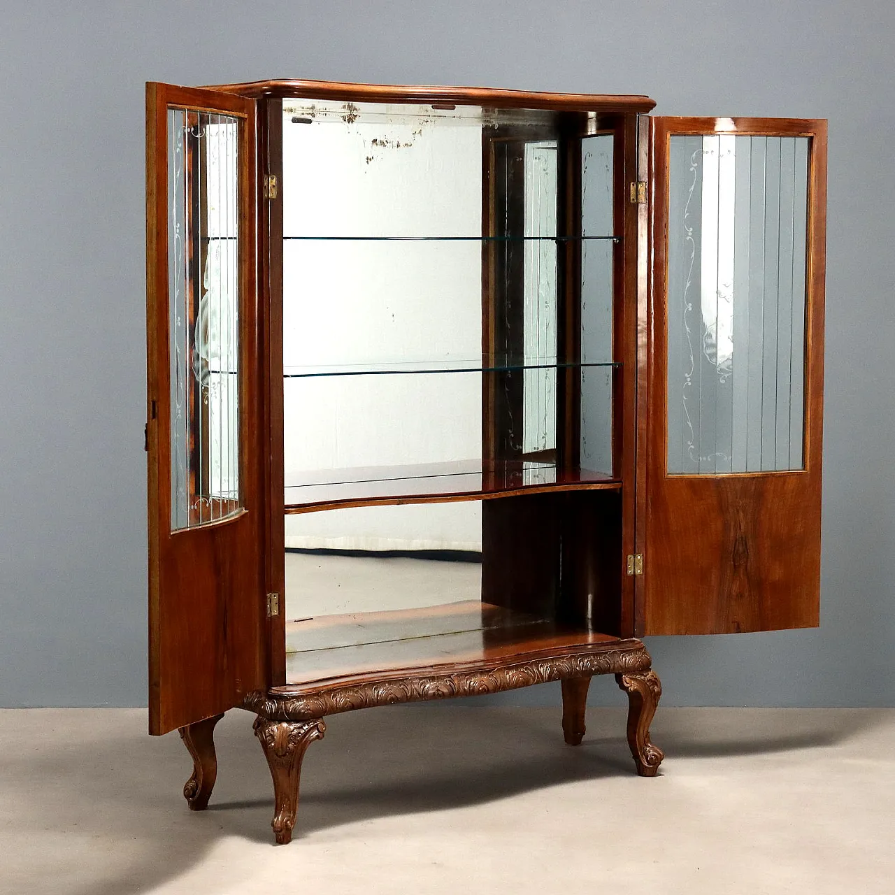 Vetrina impiallacciata in radica di noce, primo '900 3