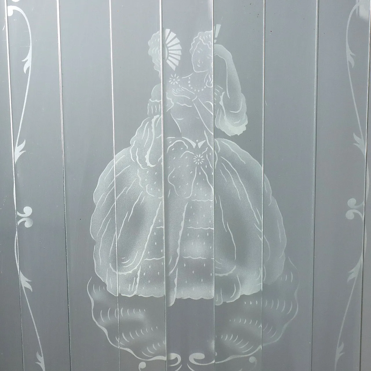 Vetrina impiallacciata in radica di noce, primo '900 5