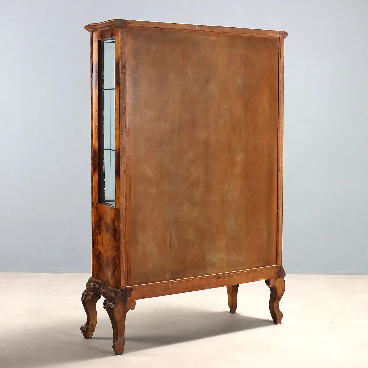 Vetrina impiallacciata in radica di noce, primo '900 8