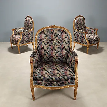 3 Poltrone in stile neoclassico in legno intagliato e dorato, '800