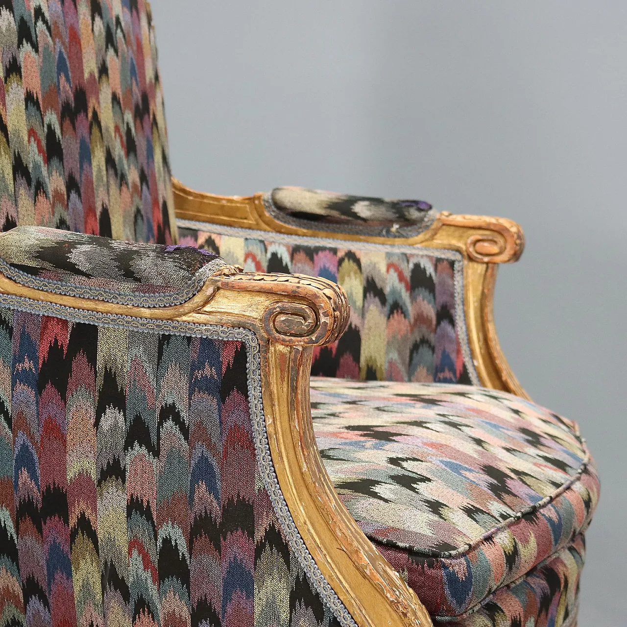 3 Neoclassical style armchairs in carved and gilded wood, 19th century 5