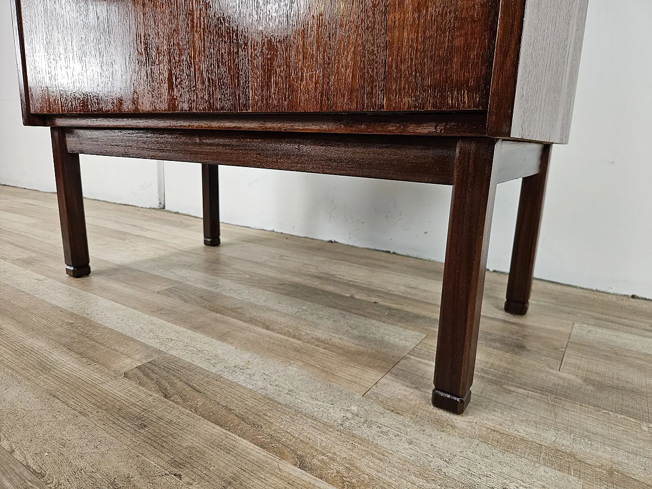 Credenza svedese di Peter Hvidt in teak, anni '60 13