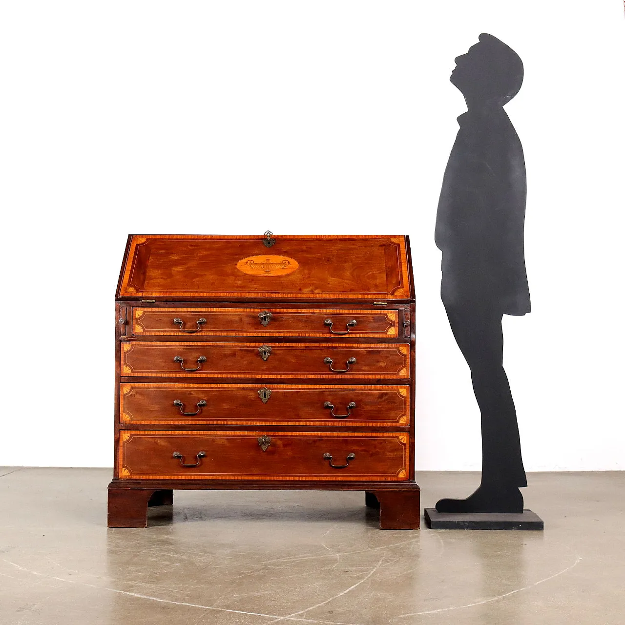 Ribalta vittoriana con decorazioni in rovere e mogano, '800 2