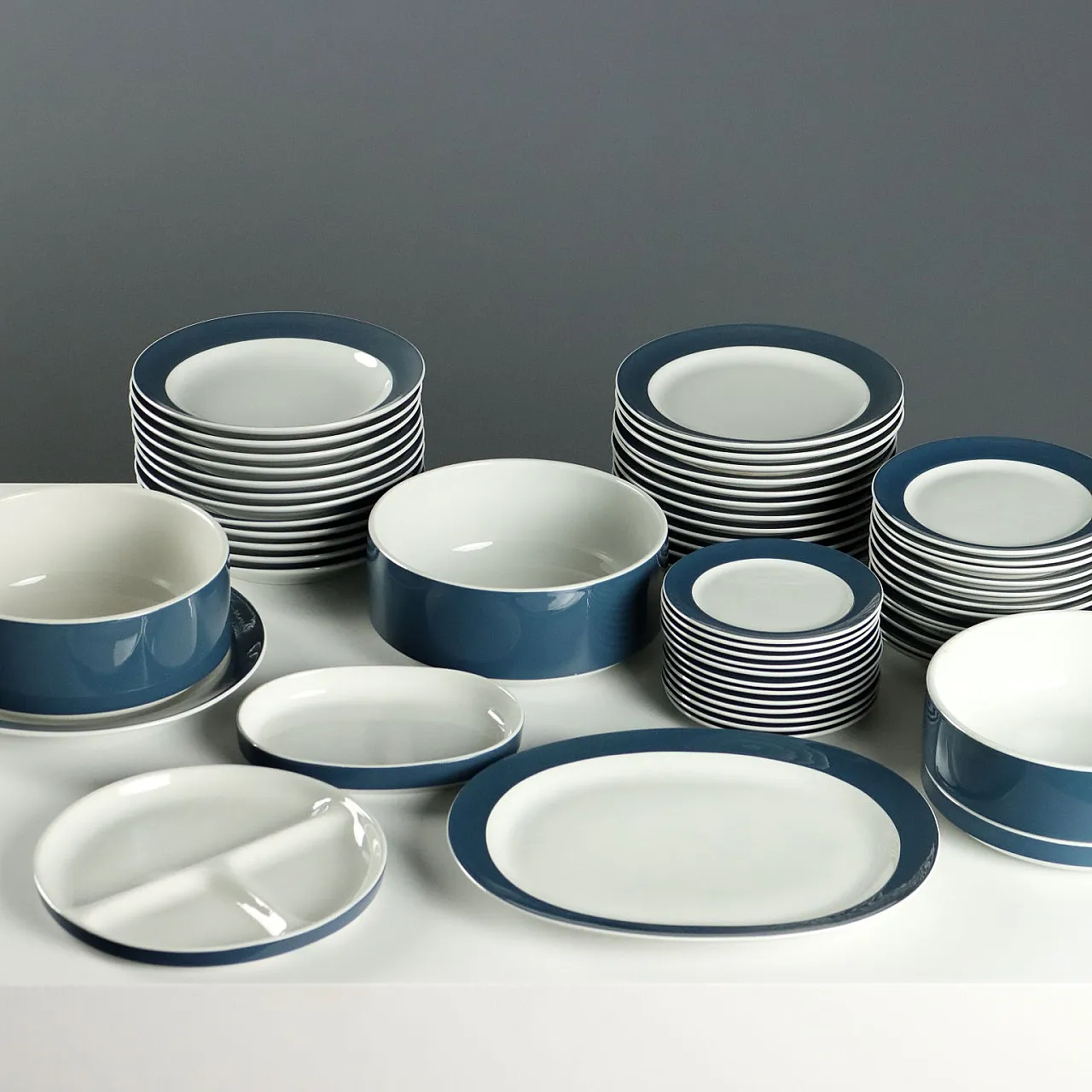 Servizio di piatti Colonna di Giovanni Gariboldi per Ginori, '900 1